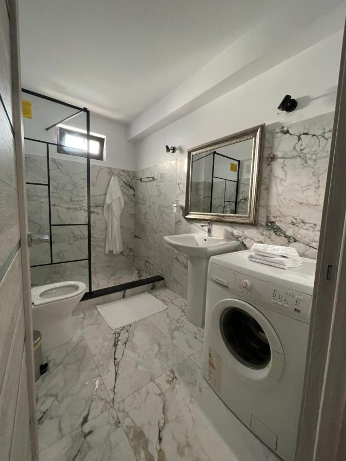 Апартаменты Eroilor Apartament Сучава Экстерьер фото