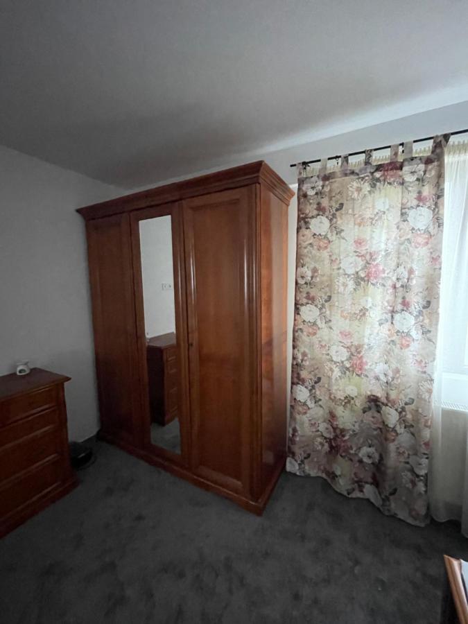 Апартаменты Eroilor Apartament Сучава Экстерьер фото